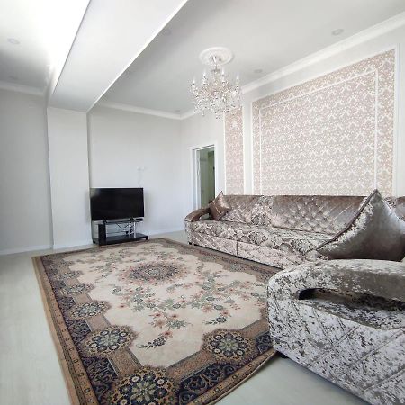 Prestigious Apartment In Biszkek Zewnętrze zdjęcie