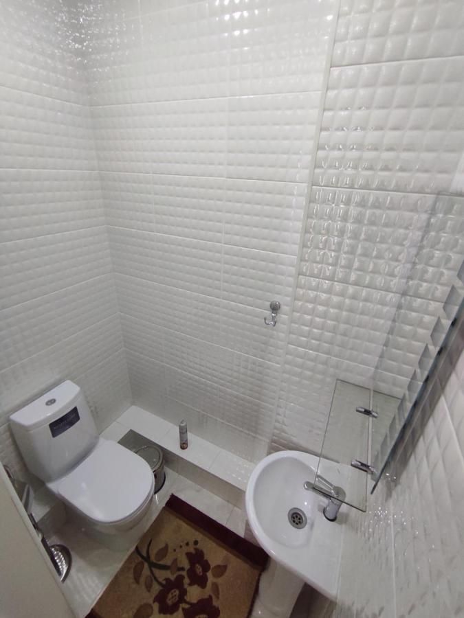Prestigious Apartment In Biszkek Zewnętrze zdjęcie