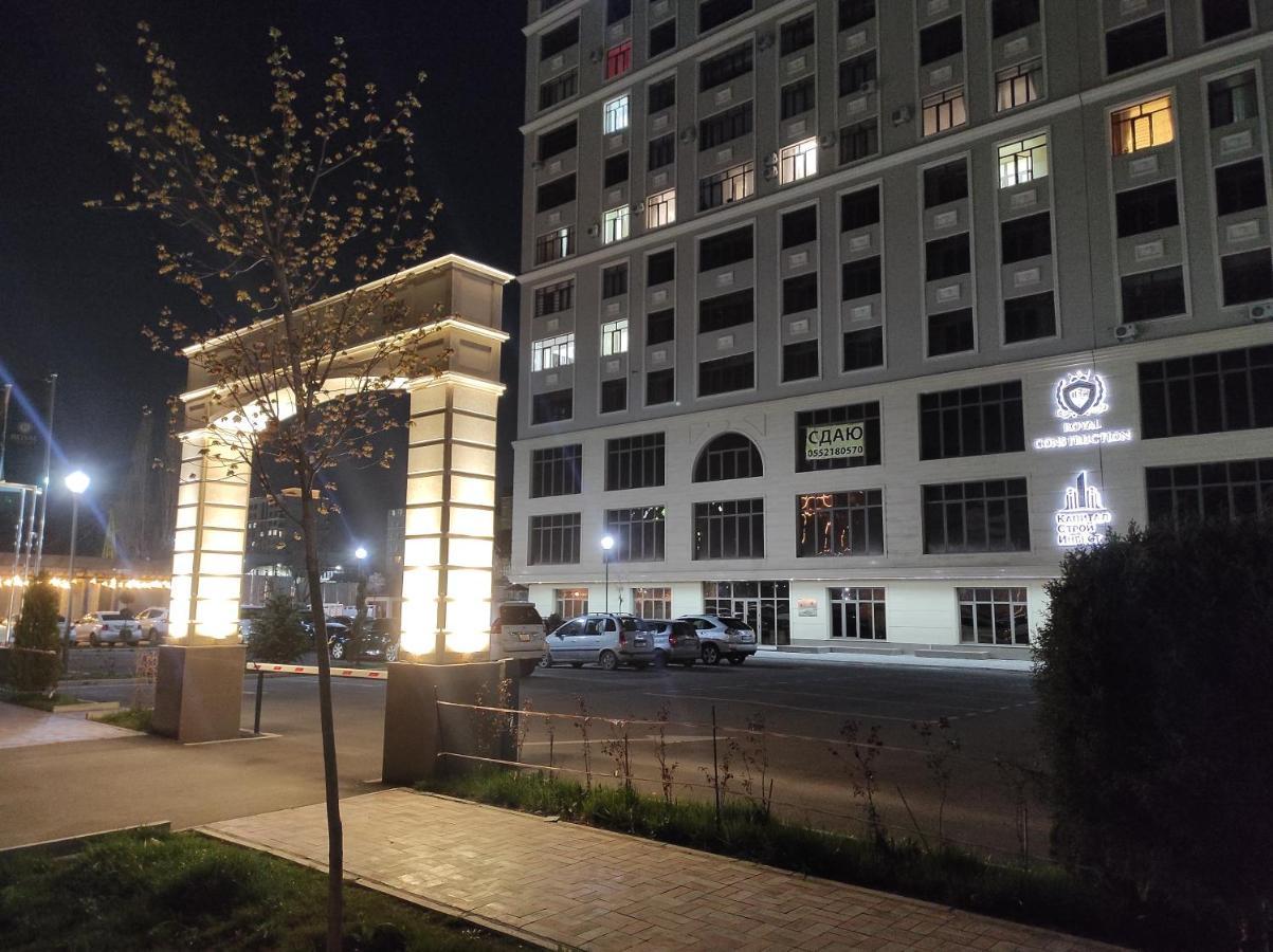 Prestigious Apartment In Biszkek Zewnętrze zdjęcie